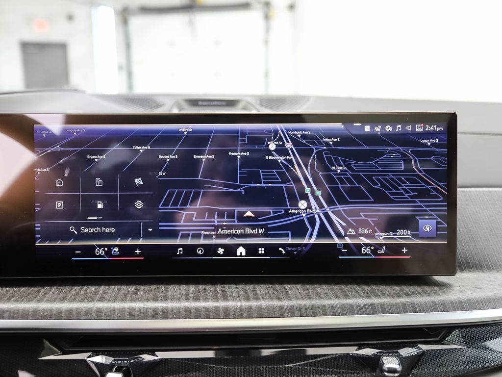 Thumbnail: 2026 BMW X7 - 22