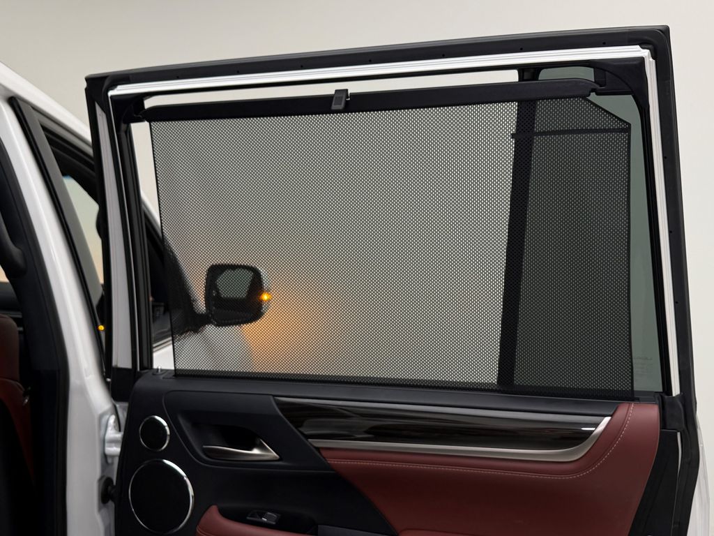 Thumbnail: 2021 Lexus LX - 27