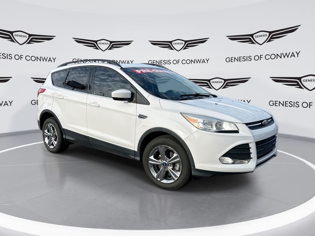 Oxford White 2016 Ford Escape SE FWD SUV / Crossover Front-Wheel Drive 6-Speed Automatic