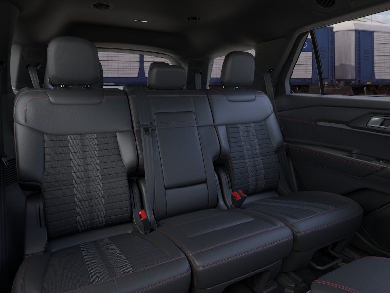 2026 Star White Metallic Tri-Coat Ford Explorer ST-Line RWD SUV