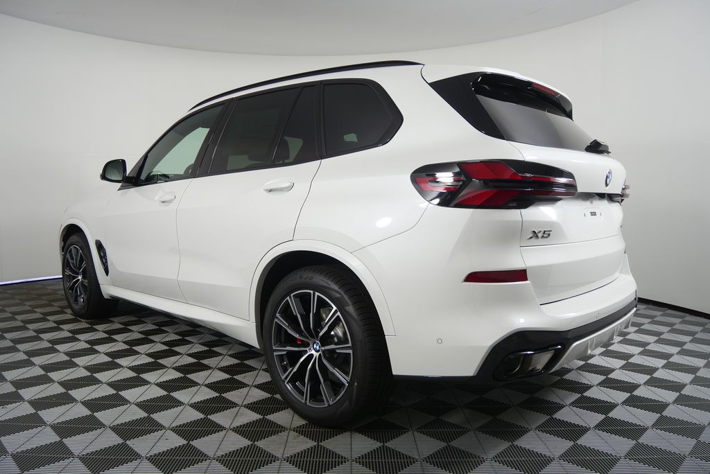 Thumbnail: 2026 BMW X5 - 5