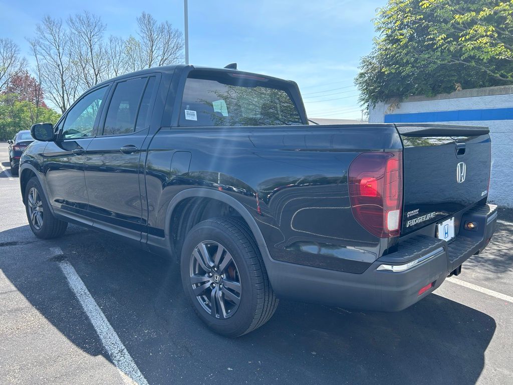 2019 Honda Ridgeline Sport 3