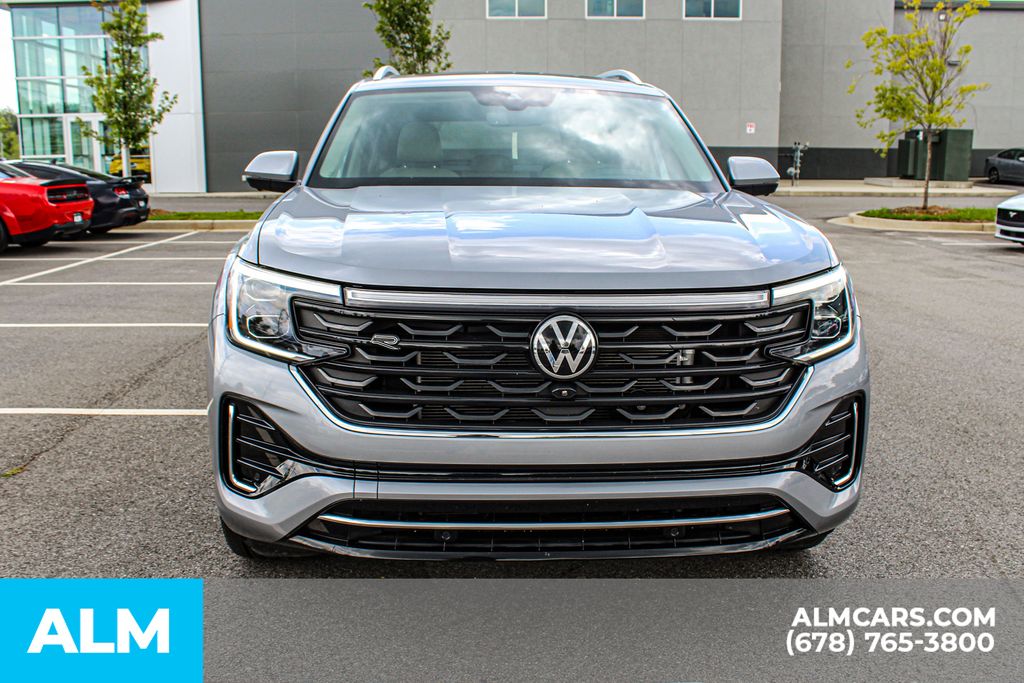 Used 2024 Gray Volkswagen 2.0T SEL Premium R-Line image 7