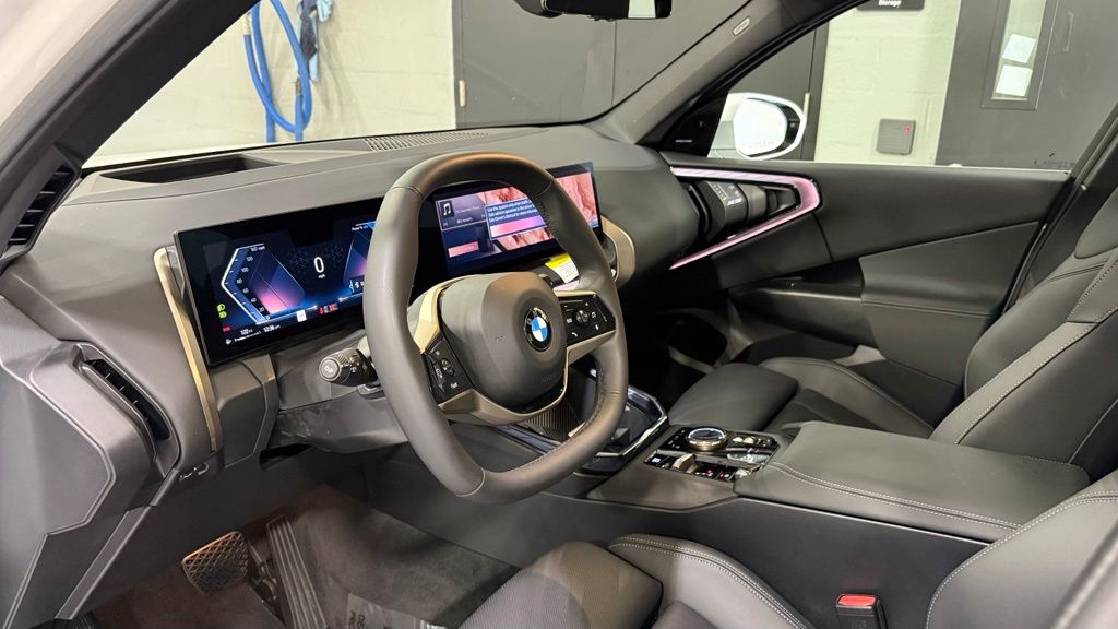 Thumbnail: 2025 BMW X3 - 10