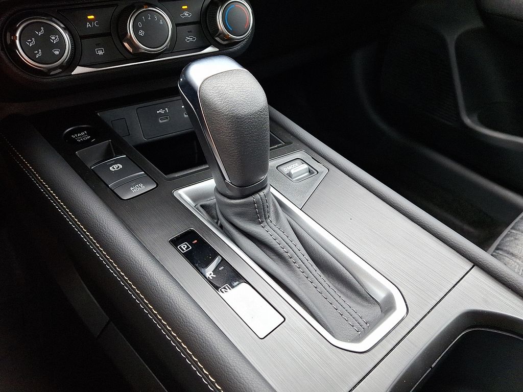 Thumbnail: 2025 Nissan Kicks - 6