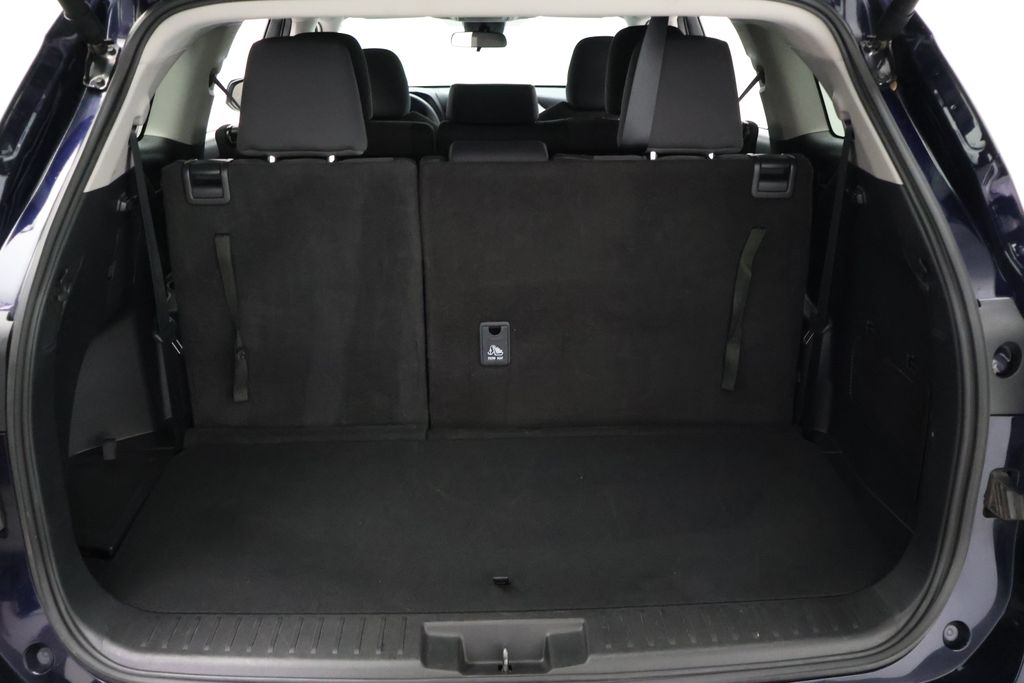 Thumbnail: 2025 Toyota Highlander - 22