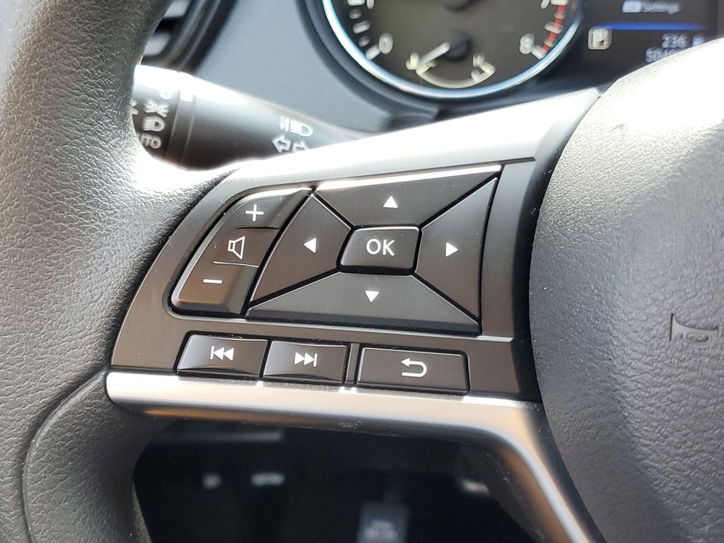used 2020 Nissan Rogue Sport car, priced at $14,497