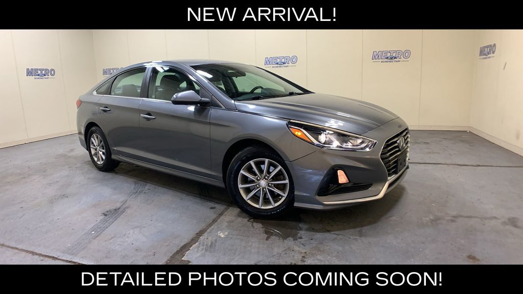 Machine Gray 2018 Hyundai Sonata Sedan Front-Wheel Drive 6-Speed Automatic