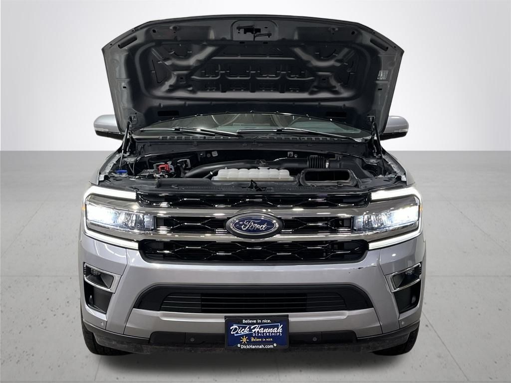 2024 Ford Expedition MAX Limited photo 4