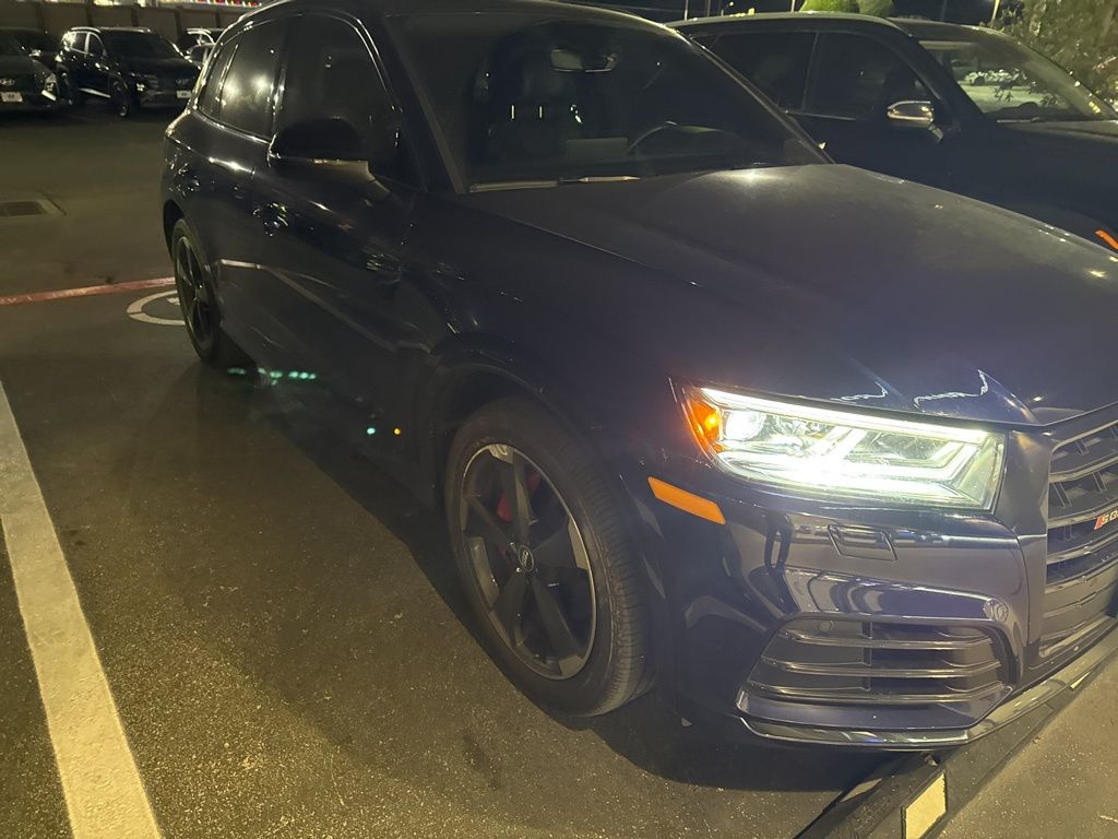 Thumbnail: 2020 Audi SQ5 - 12