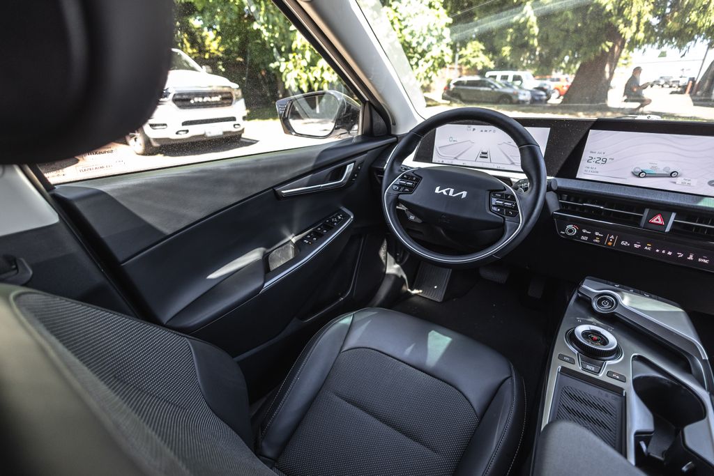 2024 Kia EV6 Light thumbnail 21