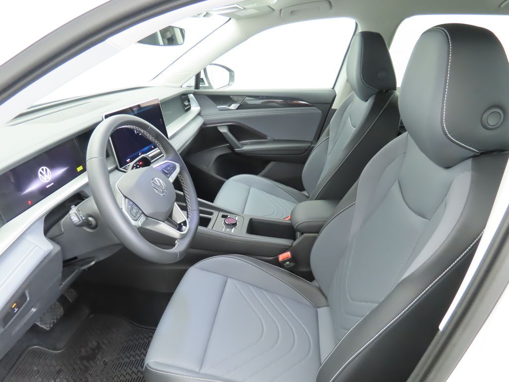 Thumbnail: 2026 Volkswagen Tiguan - 19