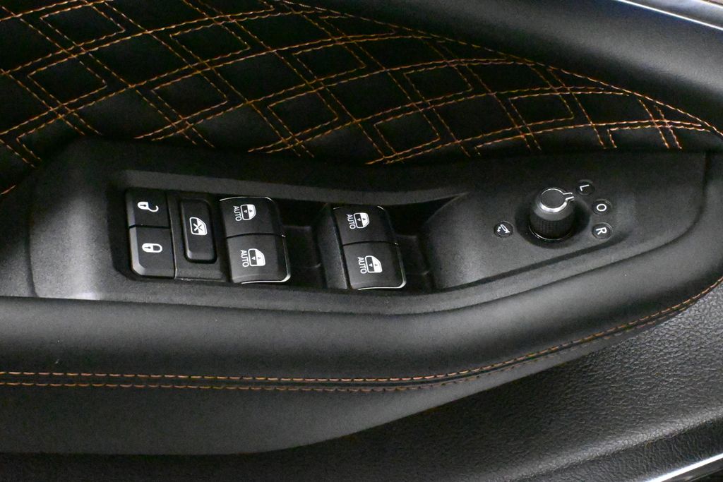 Thumbnail: 2025 Jeep Grand Cherokee L - 30