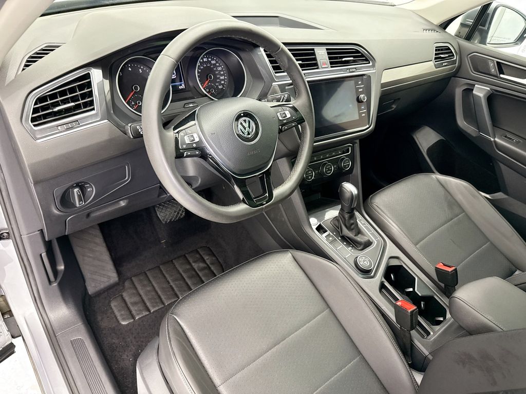 Thumbnail: 2020 Volkswagen Tiguan - 9