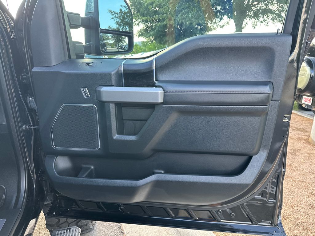 Used Car 2018 Ford F-250sd  Platinum For Sale Under $60,000 In Austin, Texas