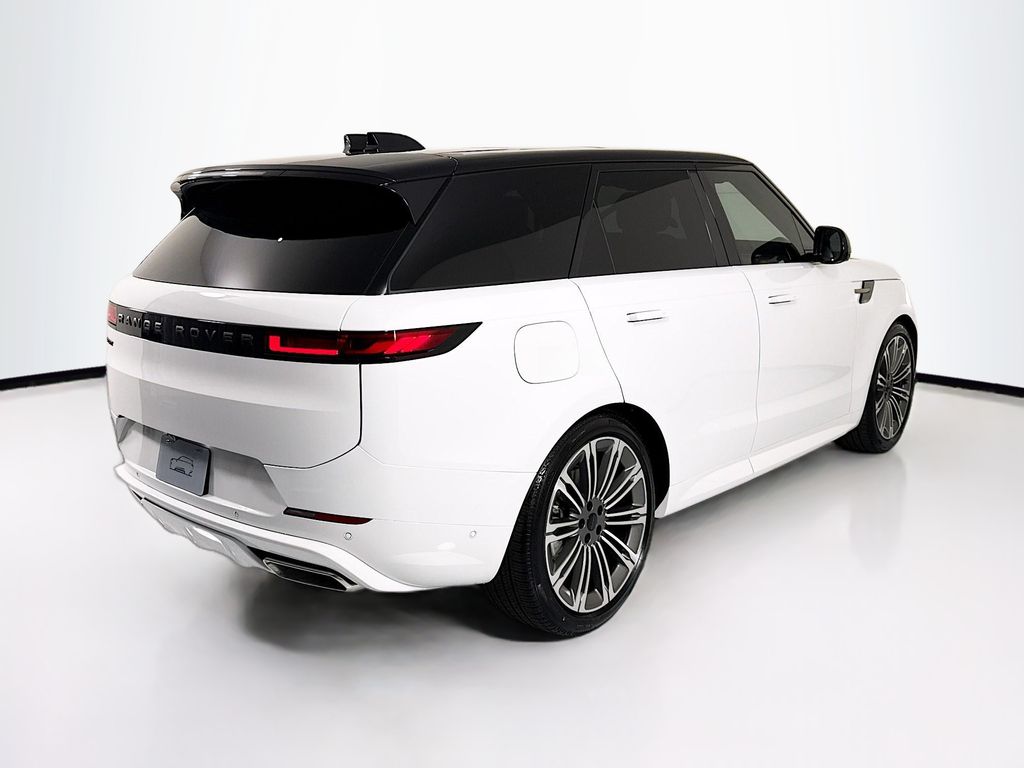 Thumbnail: 2026 Land Rover Range Rover Sport - 5