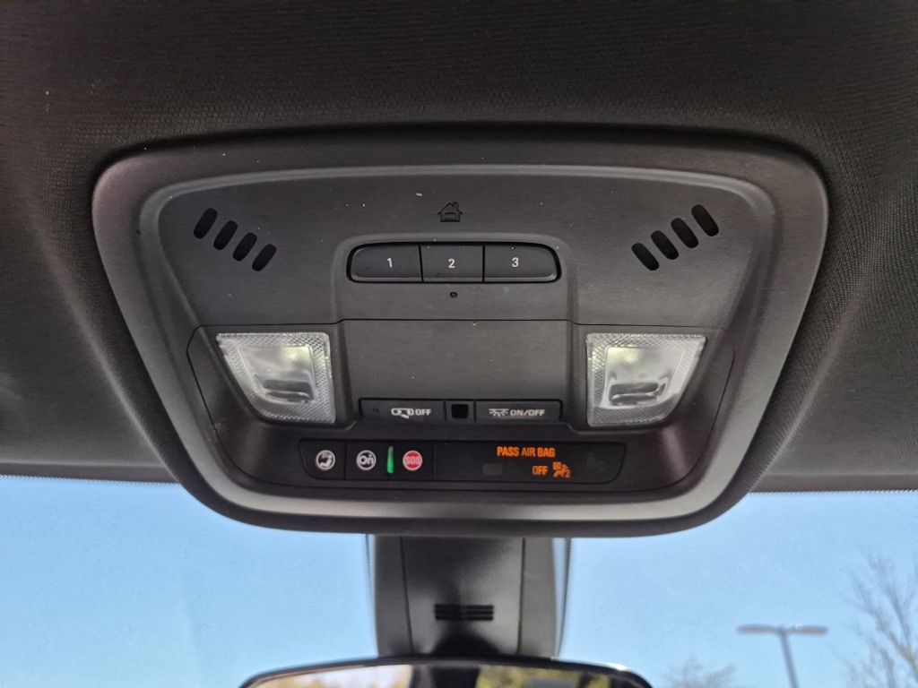 Used Car 2023 Chevrolet Traverse  Lt For Sale Under $30,000 In Austin, Texas