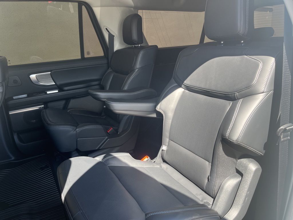 Thumbnail: 2025 Ford Expedition MAX - 22