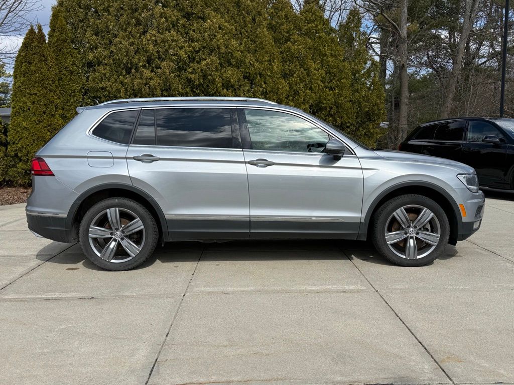 Used 2020 Silver Volkswagen 2.0T SEL image 7