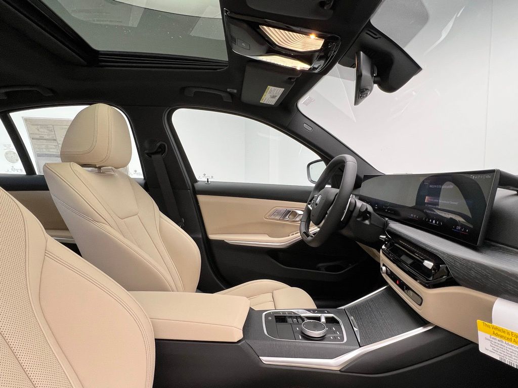 Thumbnail: 2026 BMW 3 Series - 6