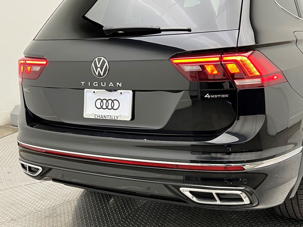 Thumbnail: 2023 Volkswagen Tiguan - 7