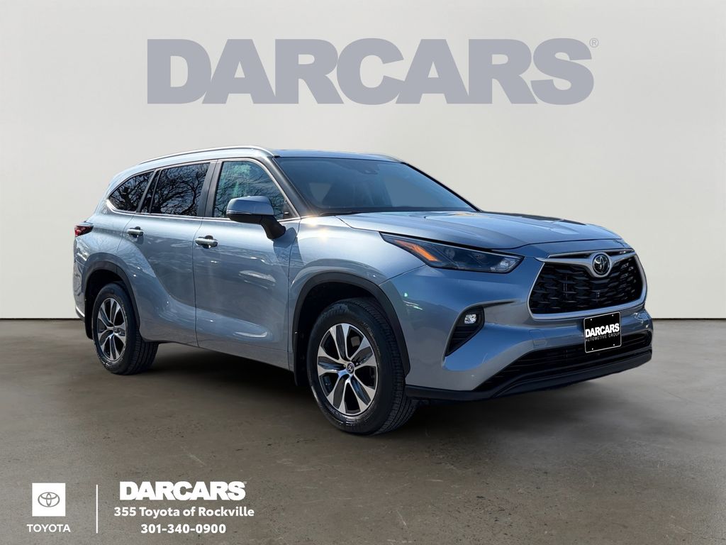 2024 Toyota Highlander XLE AWD