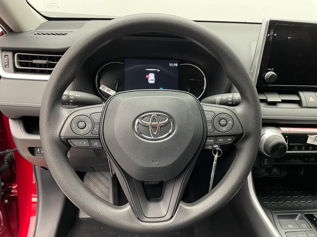 Thumbnail: 2025 Toyota RAV4 - 20