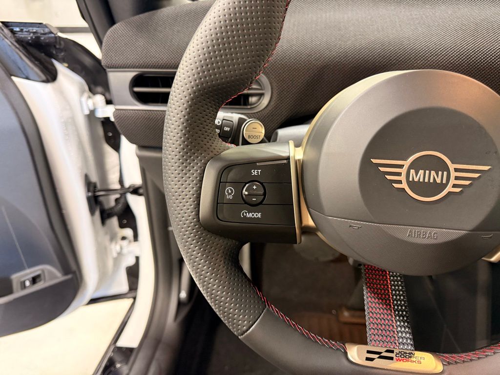 Thumbnail: 2026 MINI Cooper - 13