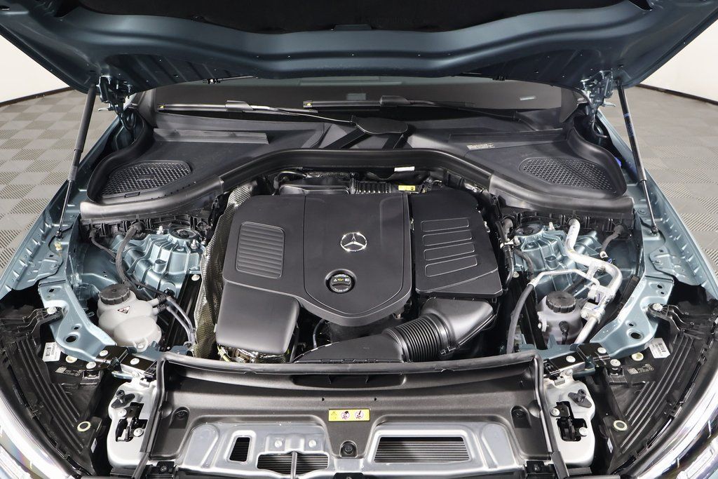 Thumbnail: 2026 Mercedes-Benz GLC - 9