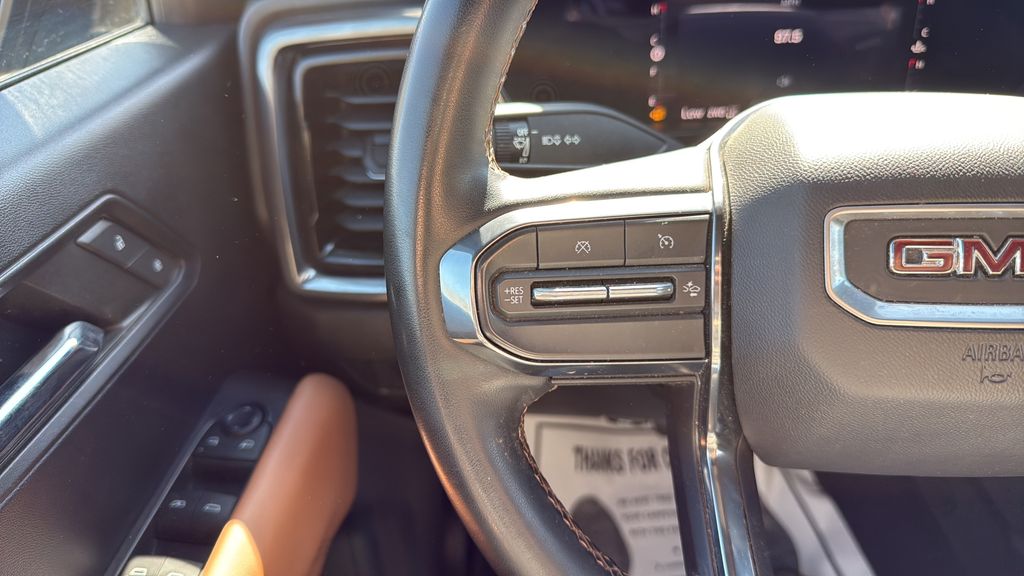 2023 GMC Canyon