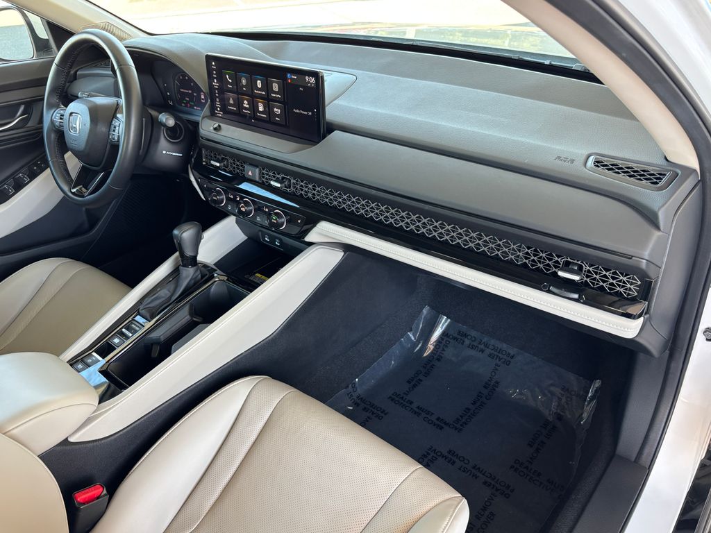 Thumbnail: 2025 Honda Accord - 21