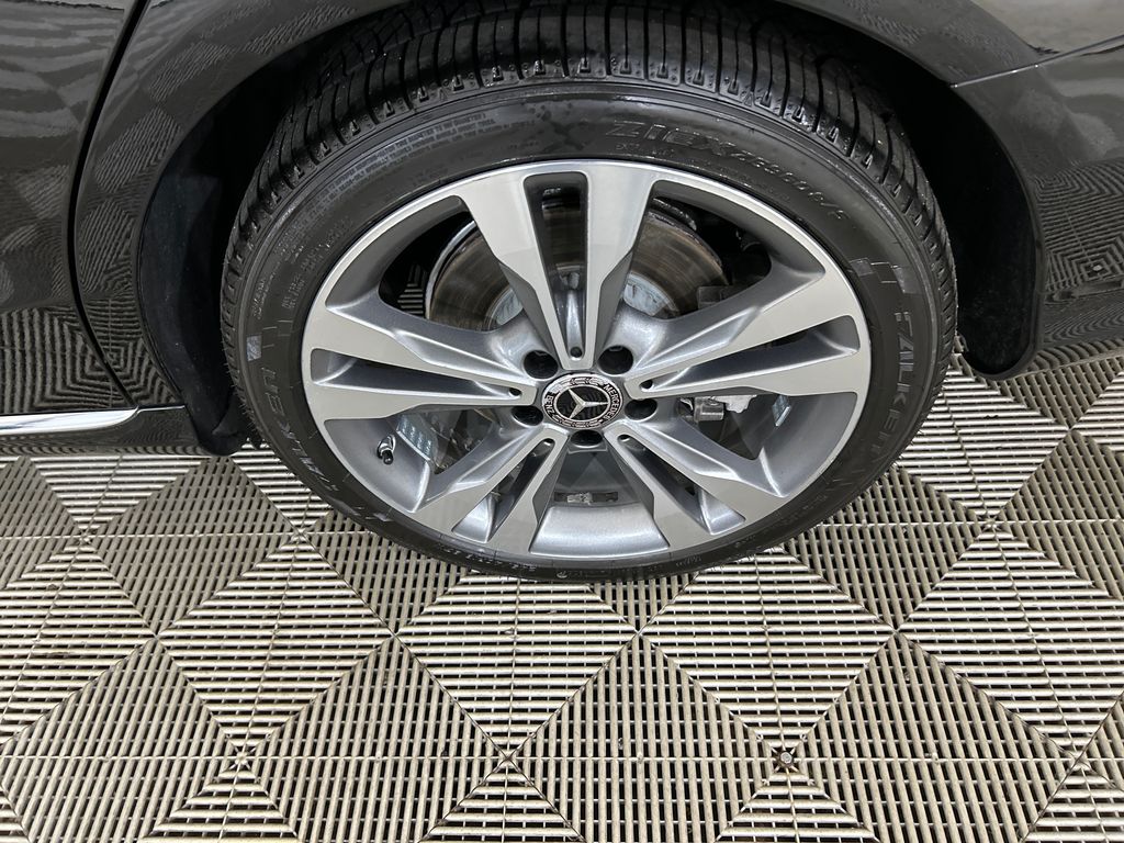 Used 2019 Black Mercedes-Benz C 300 image 9