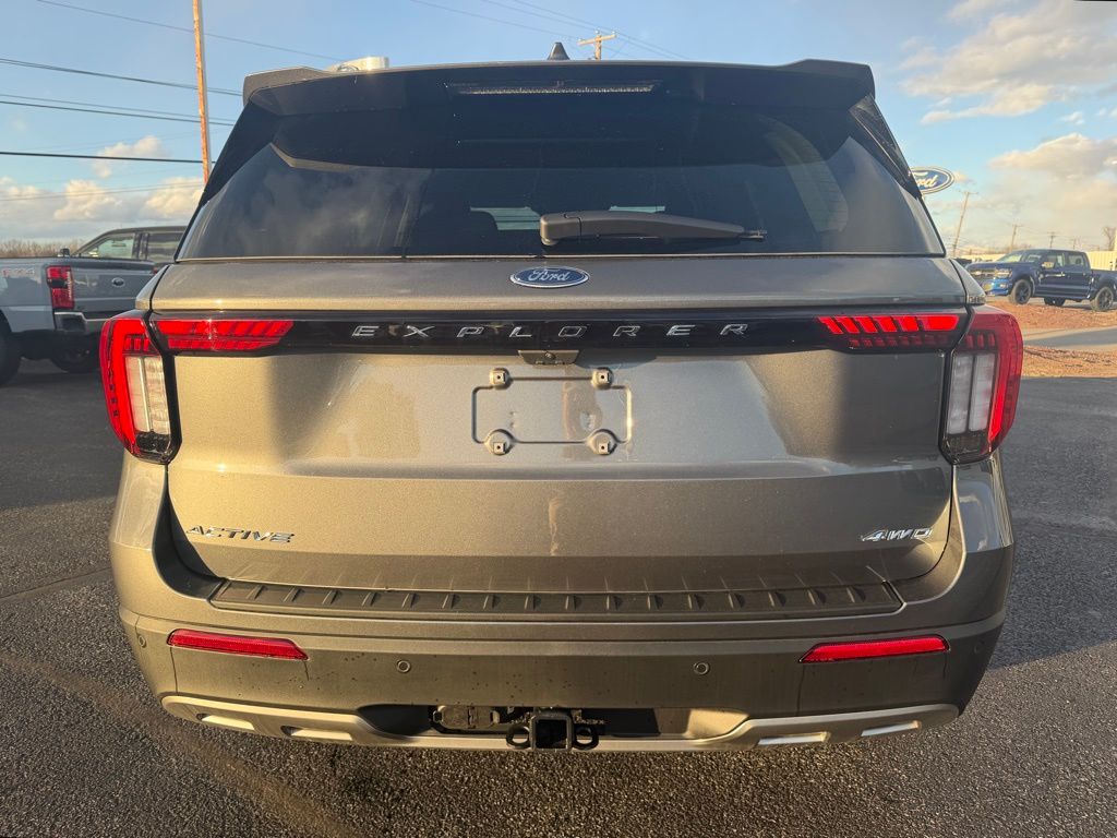 2026 Ford Explorer Active - 3