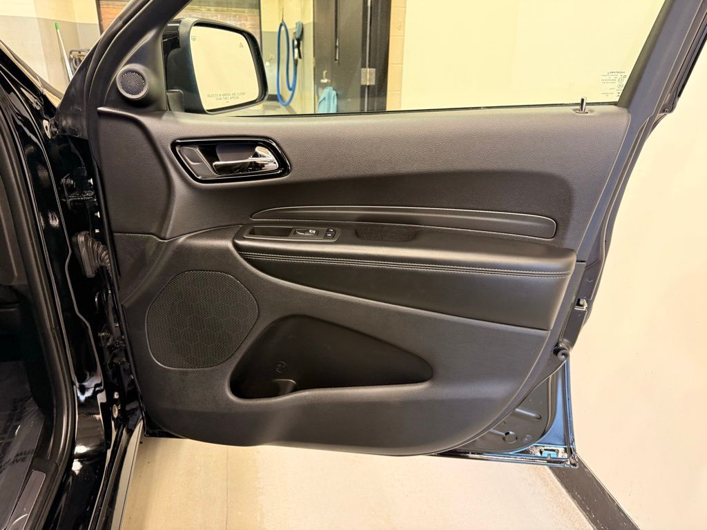 Thumbnail: 2022 Dodge Durango - 28