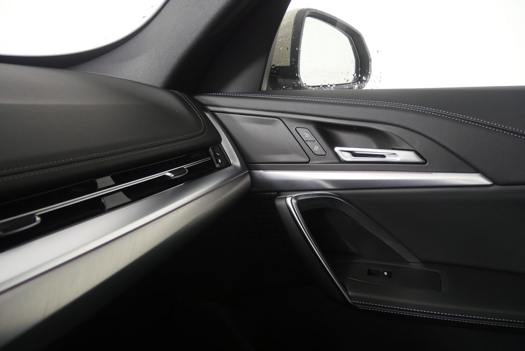 Thumbnail: 2026 BMW X1 - 25