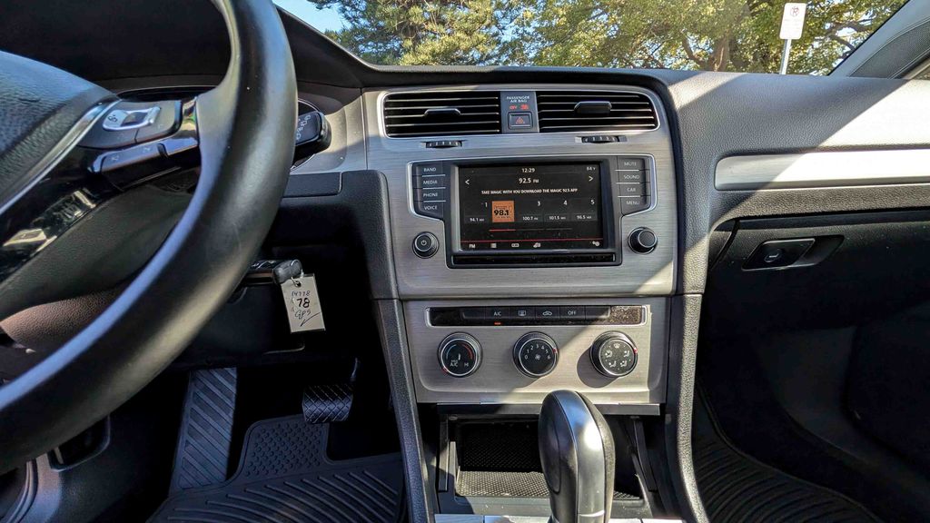 Used 2016 Volkswagen Golf TSI S 4-Door 4D Hatchback