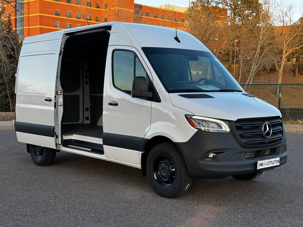 2024 Mercedes-Benz Sprinter 2500 Cargo 144 WB 23