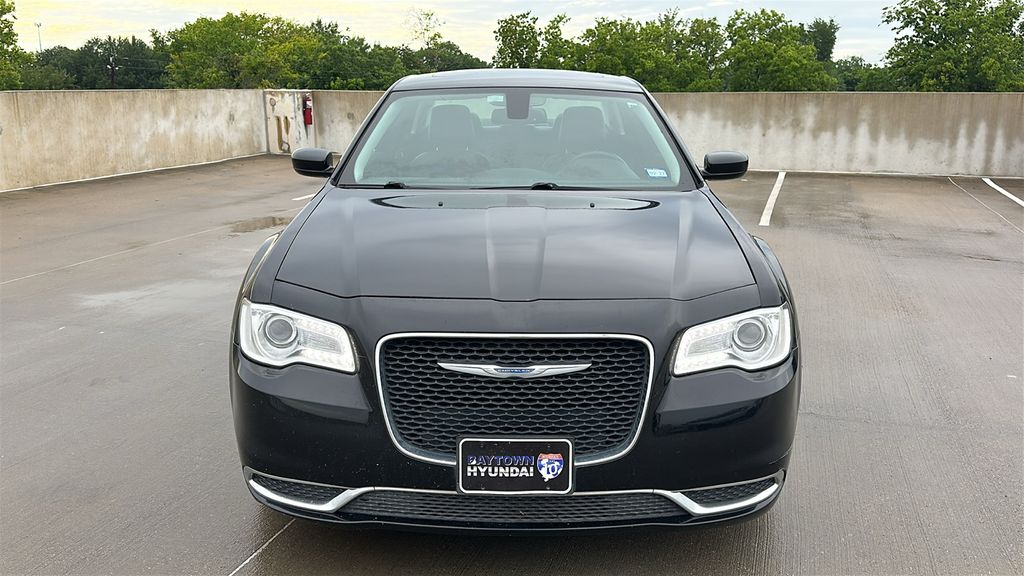2015 Chrysler 300 Limited Black at Classic Elite Chevrolet Sugar Land