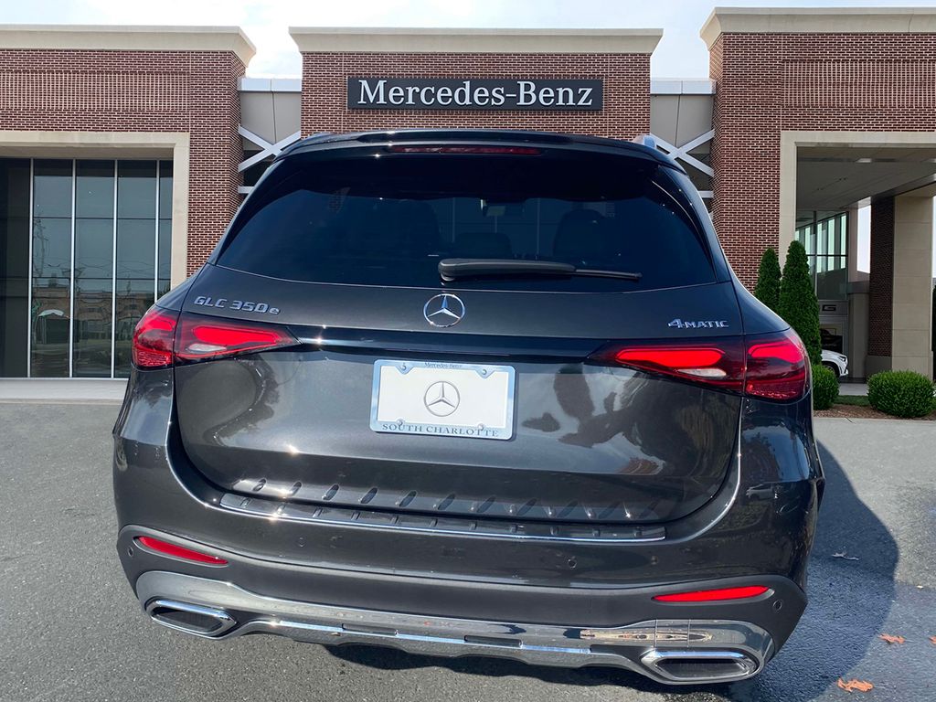 2025 Mercedes-Benz GLC 350 6