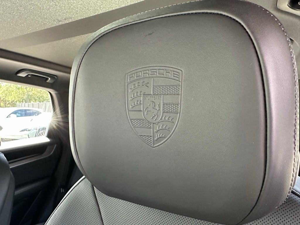 Thumbnail: 2025 Porsche Cayenne - 18