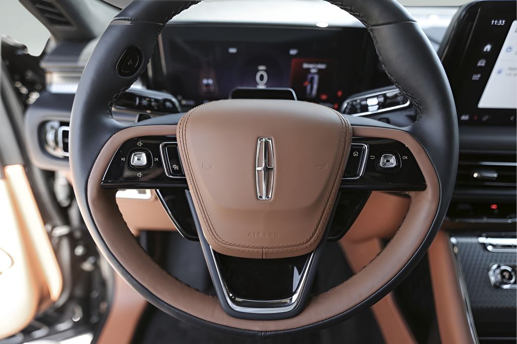 Used Car 2025 Lincoln Aviator  Black Label For Sale Under $80,000 In Austin, Texas