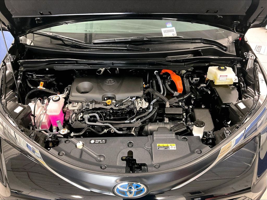2025 Toyota Sienna — photo 31