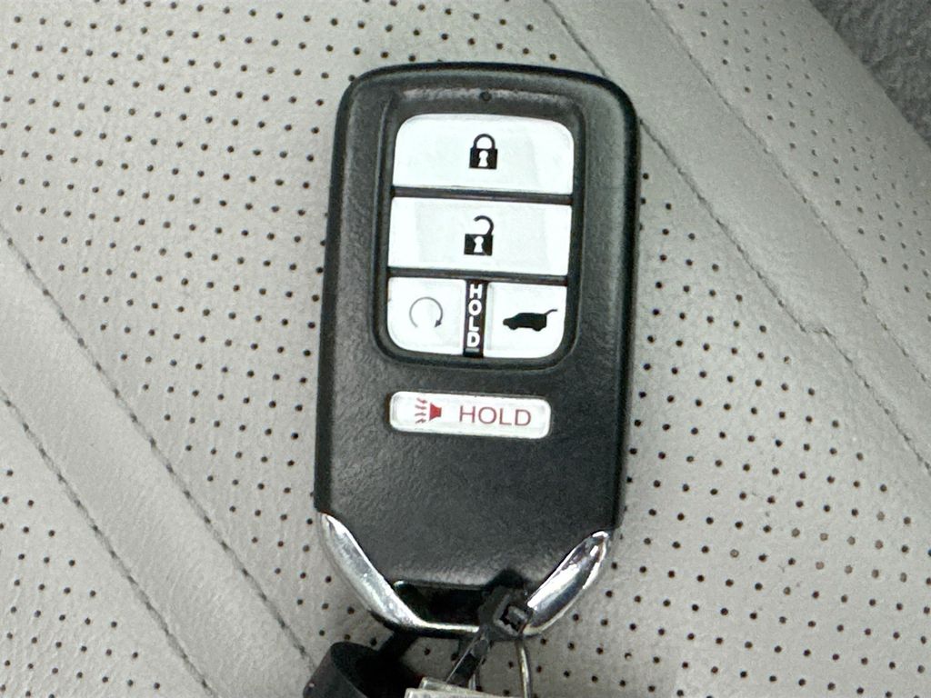 Used Car 2020 Honda Cr-v  Touring For Sale Under $25,000 In Austin, Texas