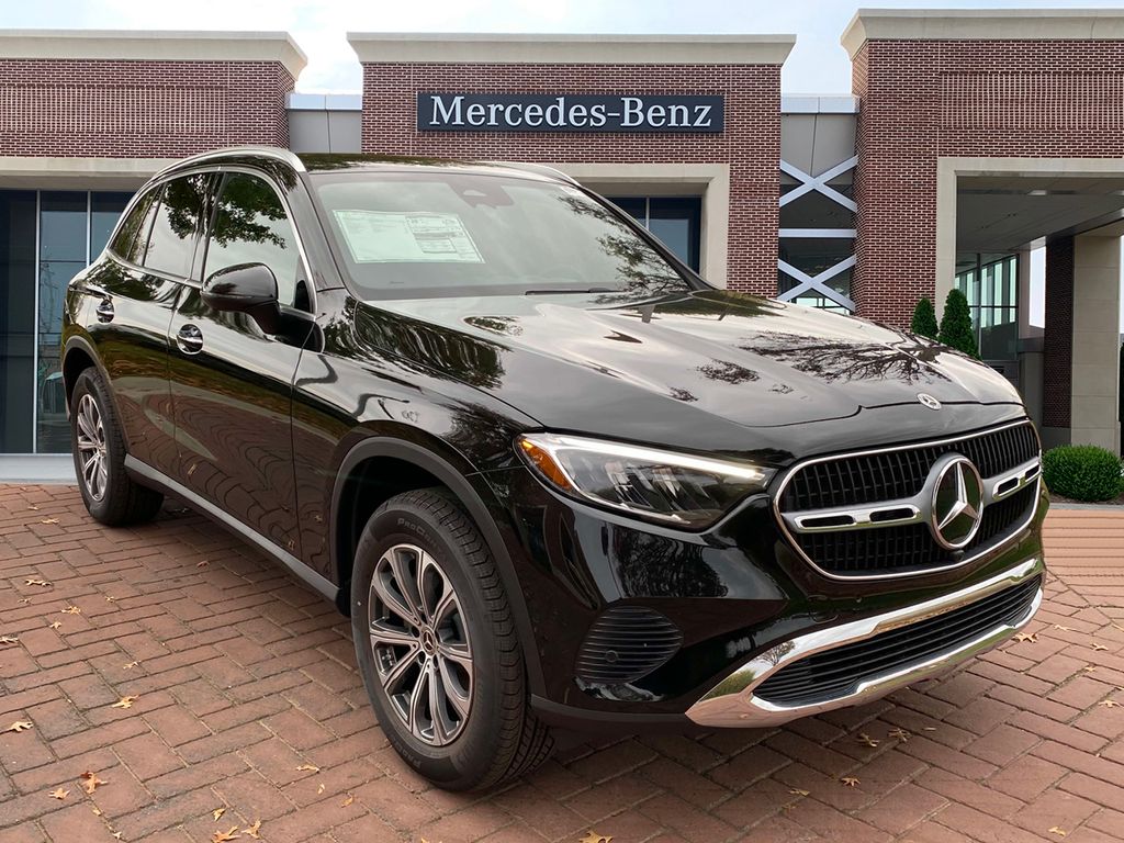 Thumbnail: 2025 Mercedes-Benz GLC - 3