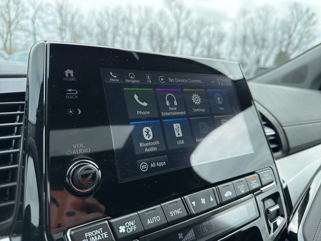 Thumbnail: 2023 Honda Odyssey - 32