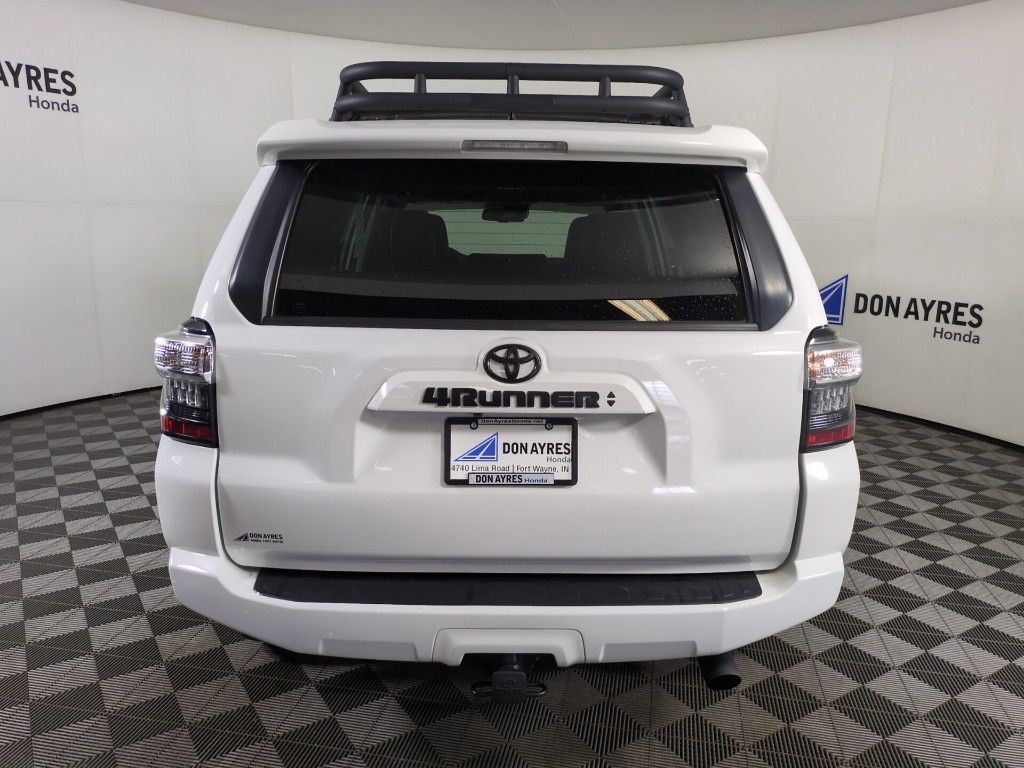 Image 4 of 2021 Toyota 4Runner SR5 Premium