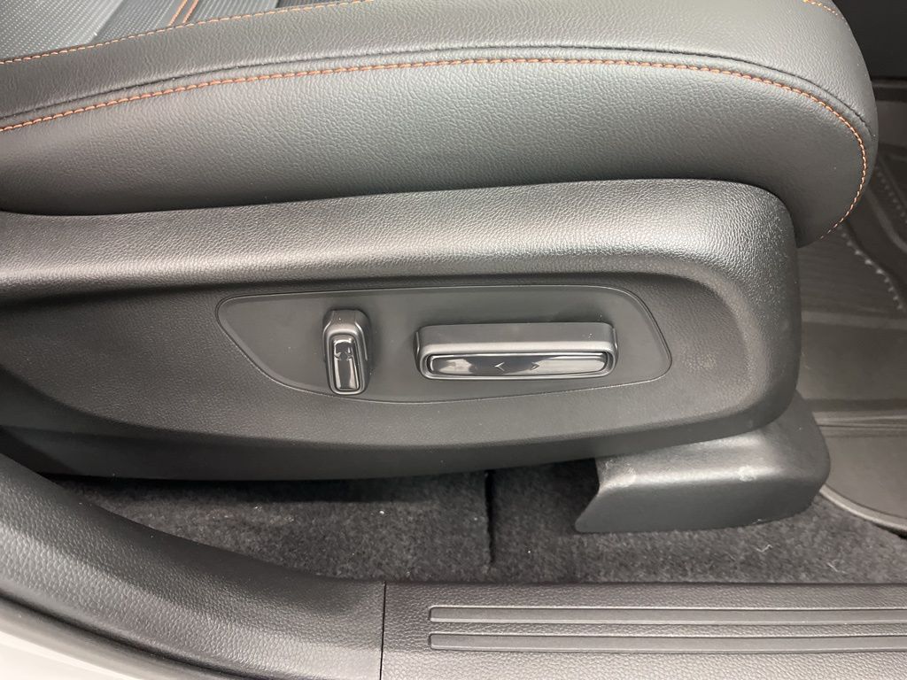 2025 Honda CR-V Sport-L 8