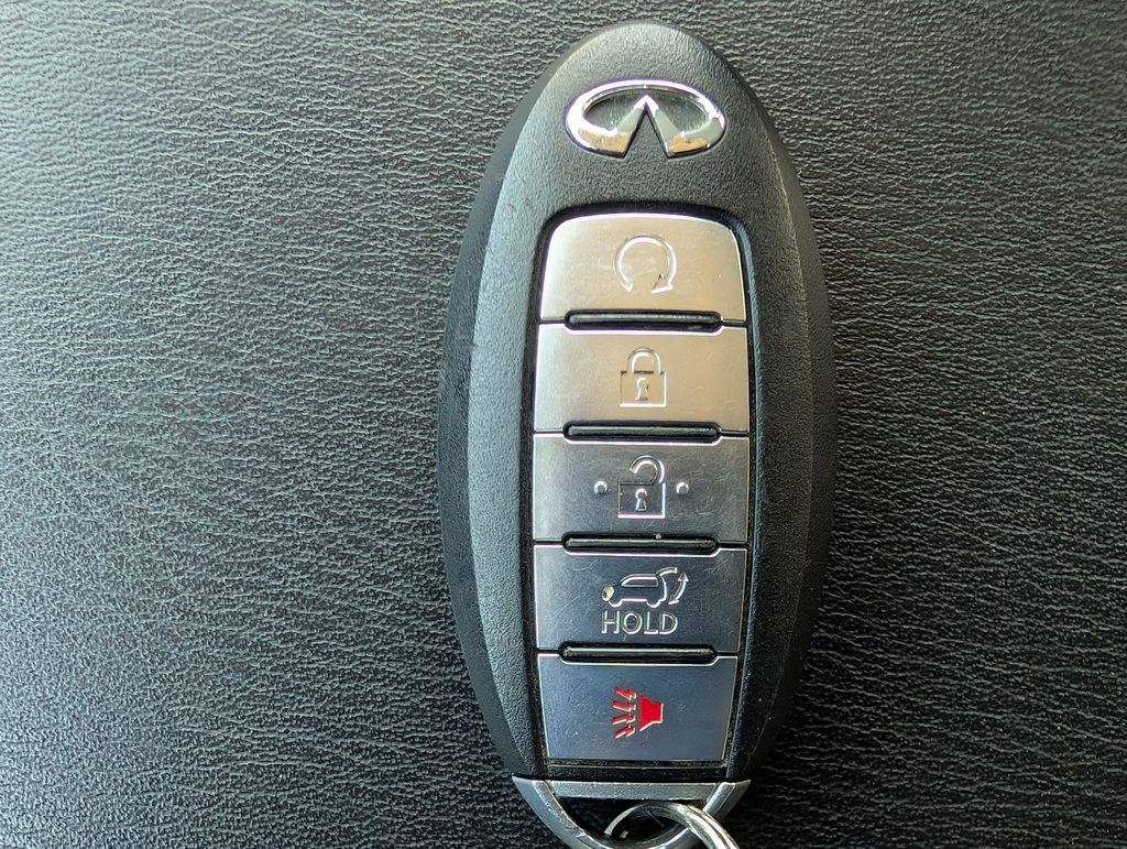 Used 2024 Infiniti QX80 SUV