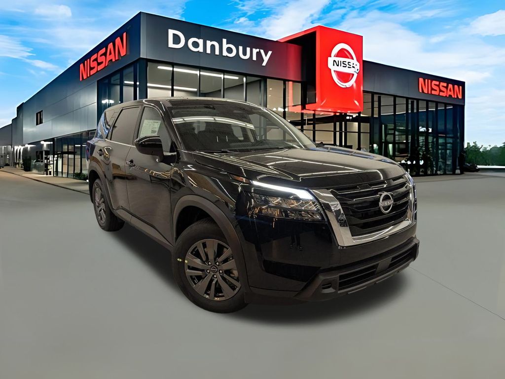 2025 Nissan Pathfinder S 4WD