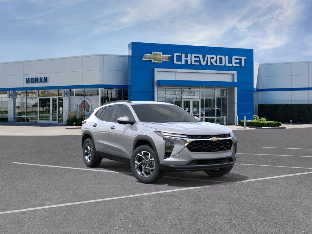 Sterling Gray Metallic 2026 Chevrolet Trax SUV / Crossover Front-Wheel Drive 6-Speed Automatic